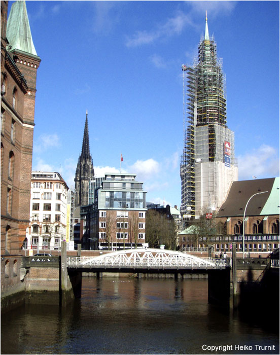 039.St. Nikolai-Turm und Katharinen-Kirche