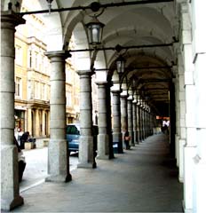 013.Colonnaden