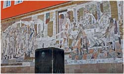 33. Schorndorf, Mosaik am Rathaus