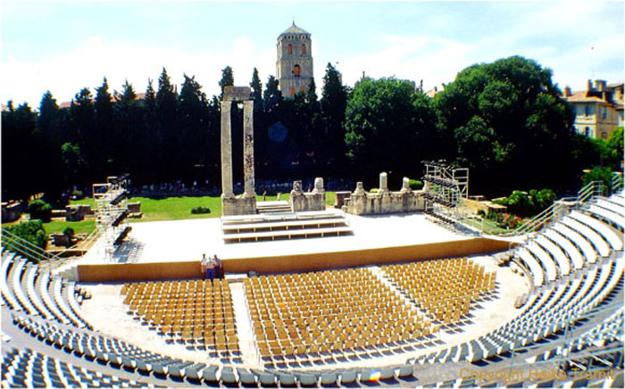 22b.11.Amphitheater Arles