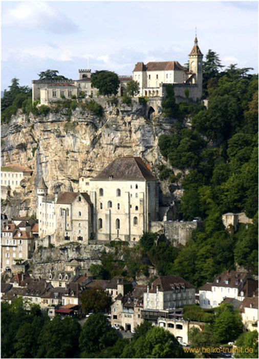 5. Kirchen und Burg