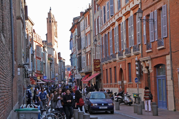 067.Toulouse, Rue u. Eglise du Taur