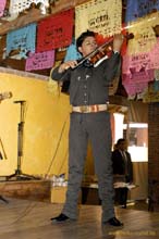 Mariachi-2