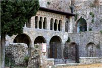 Am Kloster San Feliu
