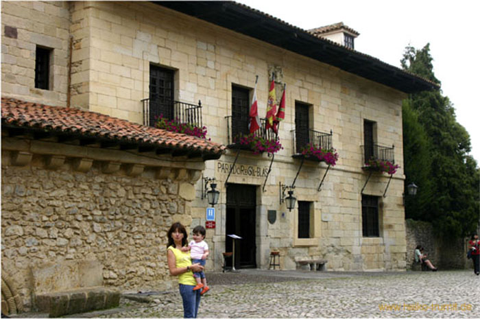 26._Parador_in_Santillana