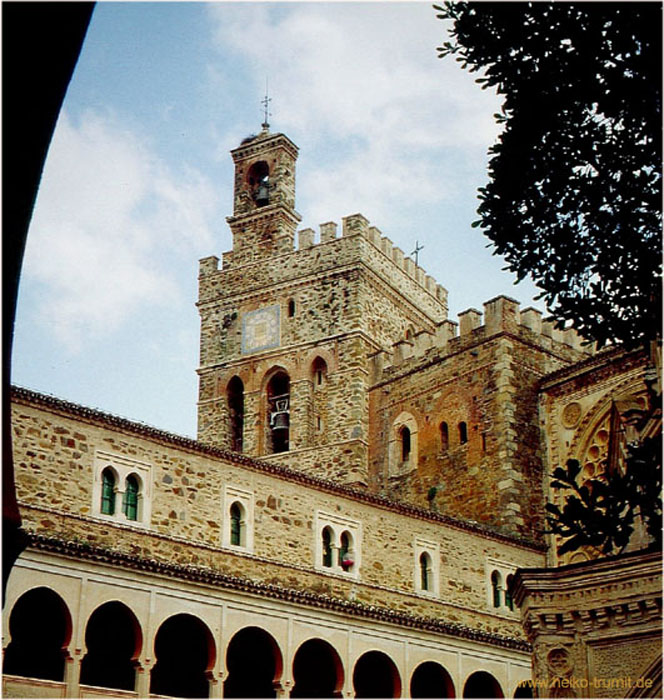 06.Innenhof Kathedrale Guadalupe