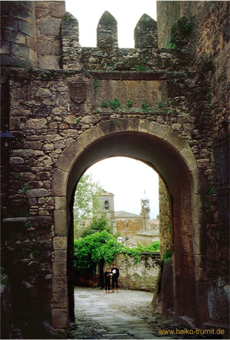 36.Arco de Santiago, Trujillo