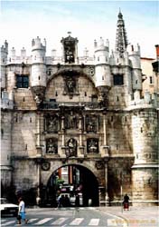 23.48.Arco de Santa Maria Burgos