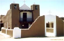 30.Kirche in Taos Pueblo New Mexico