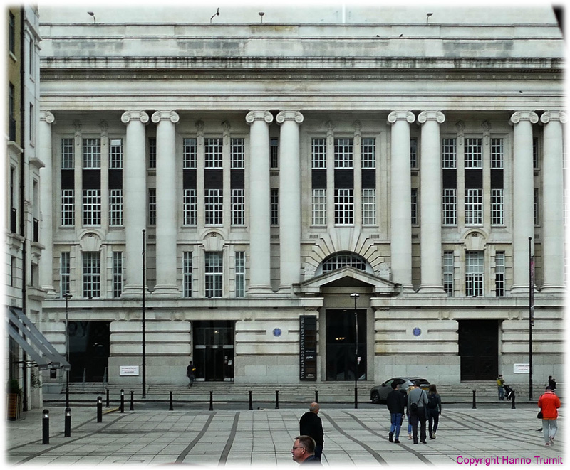 151.County Hall