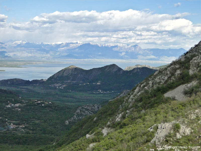 Albanien - im Hintergrund