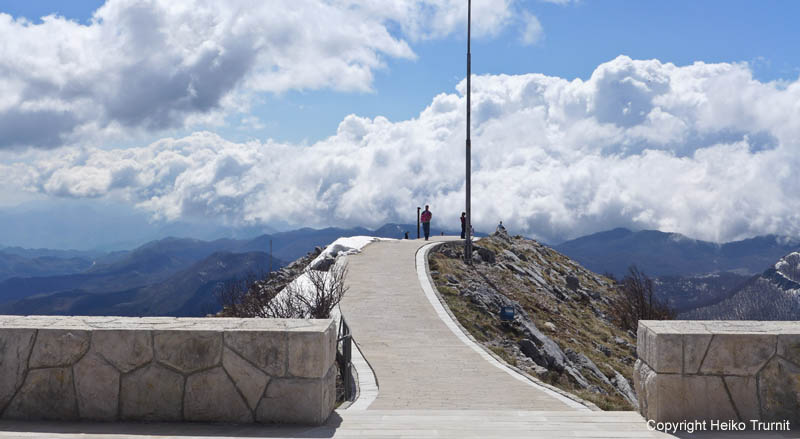 1660 m hoch