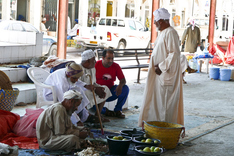 Market in Ibra 3