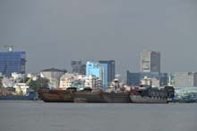 P1530883