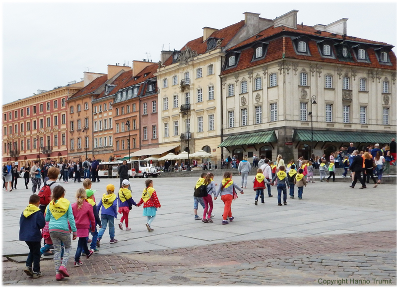 137h.W.Kinder am Zamkowy-Platz